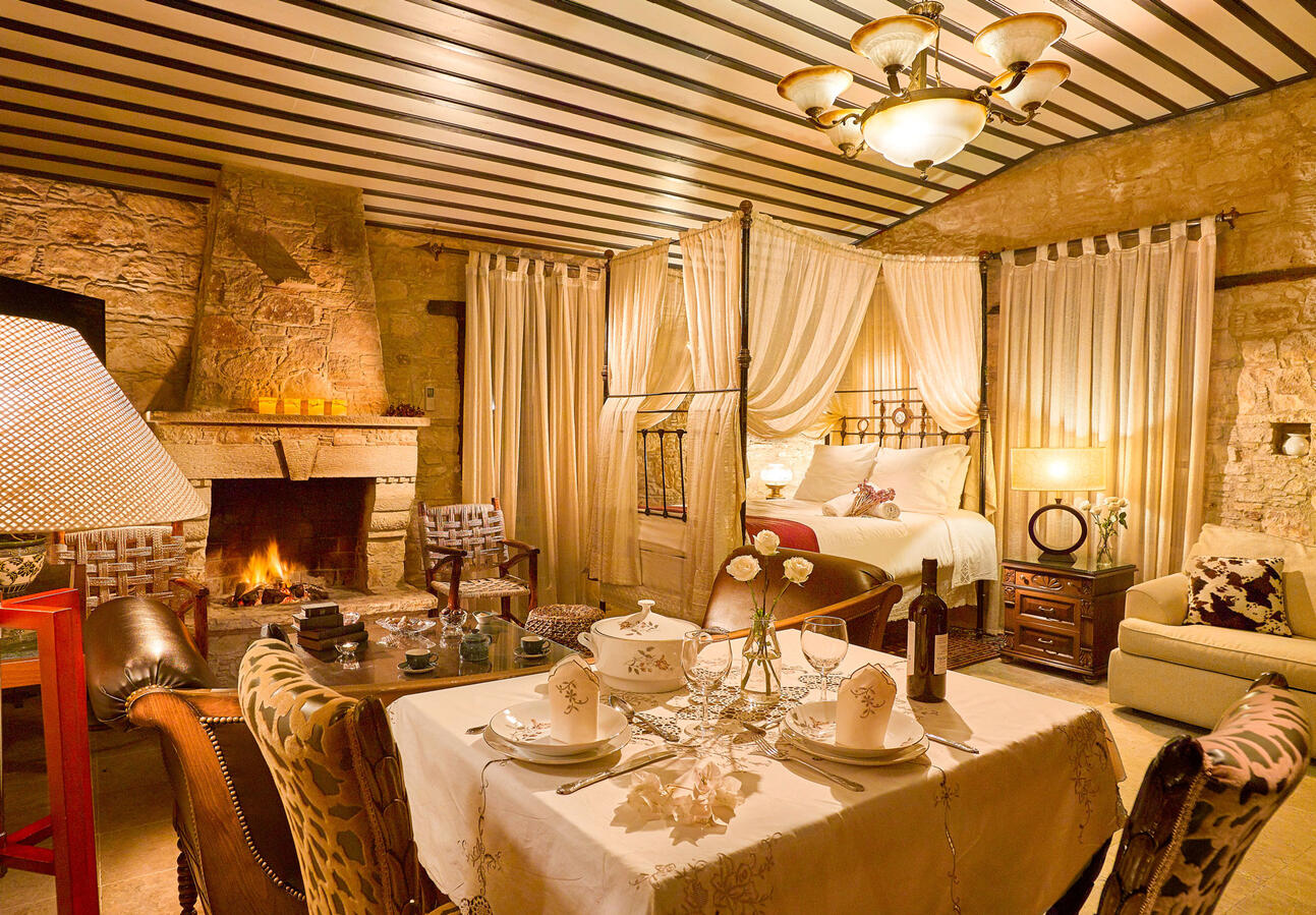 Oinoessa Traditional Boutique Guesthouses, Lofou
